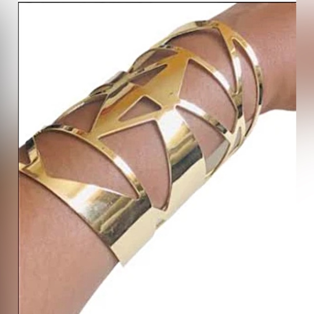 ABAY Gold Cutout Statement Cuff Bracelet - Women Jewelry